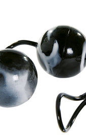 Duo Balls Black And White